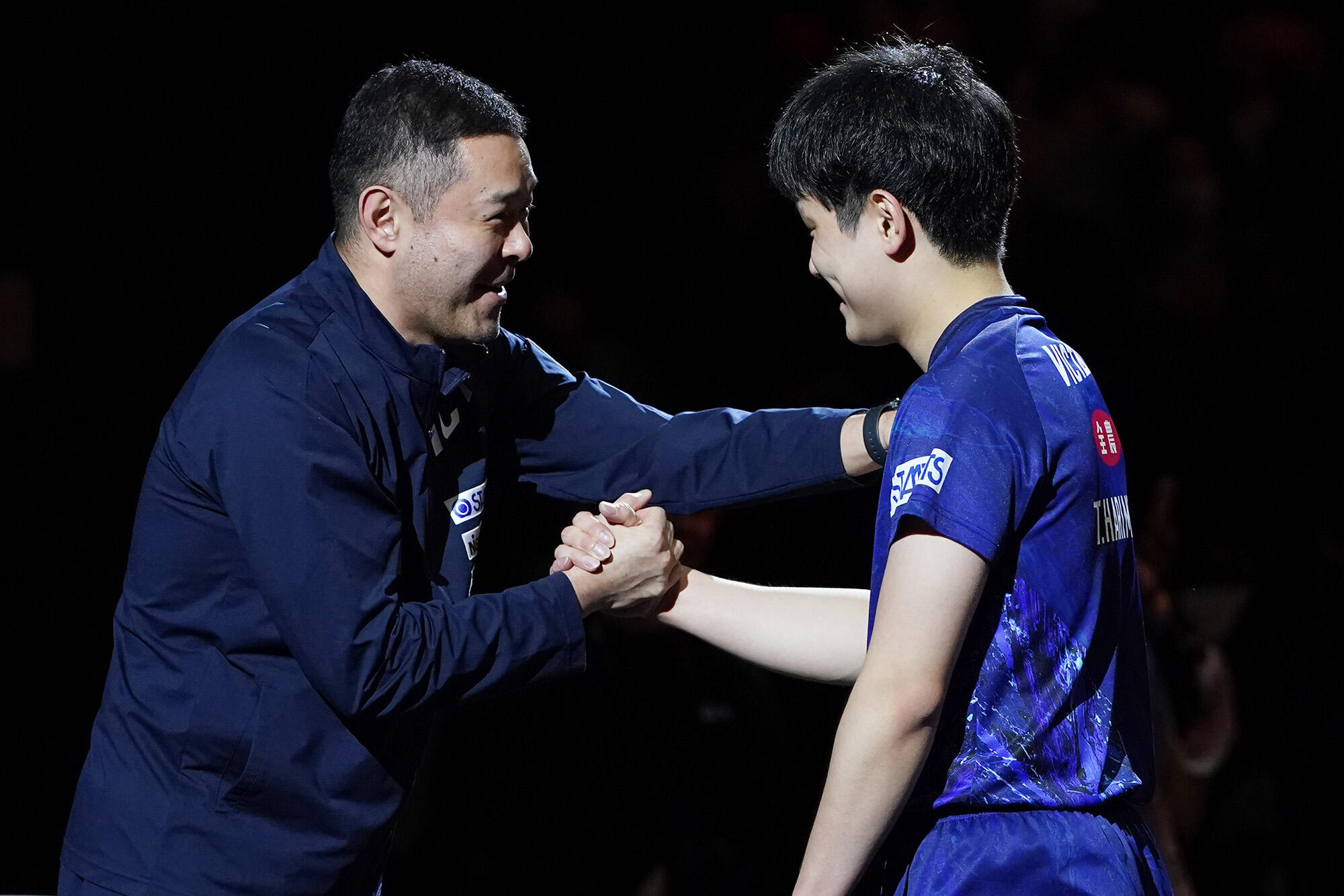 張本智和 世界1位王楚欽にストレートで完敗 6年ぶりV逃すも3度目の準