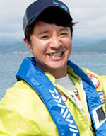 浜崎伝助役…濱田岳