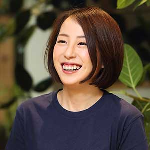 秋元 里奈