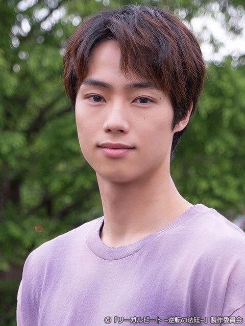 キャスト写真