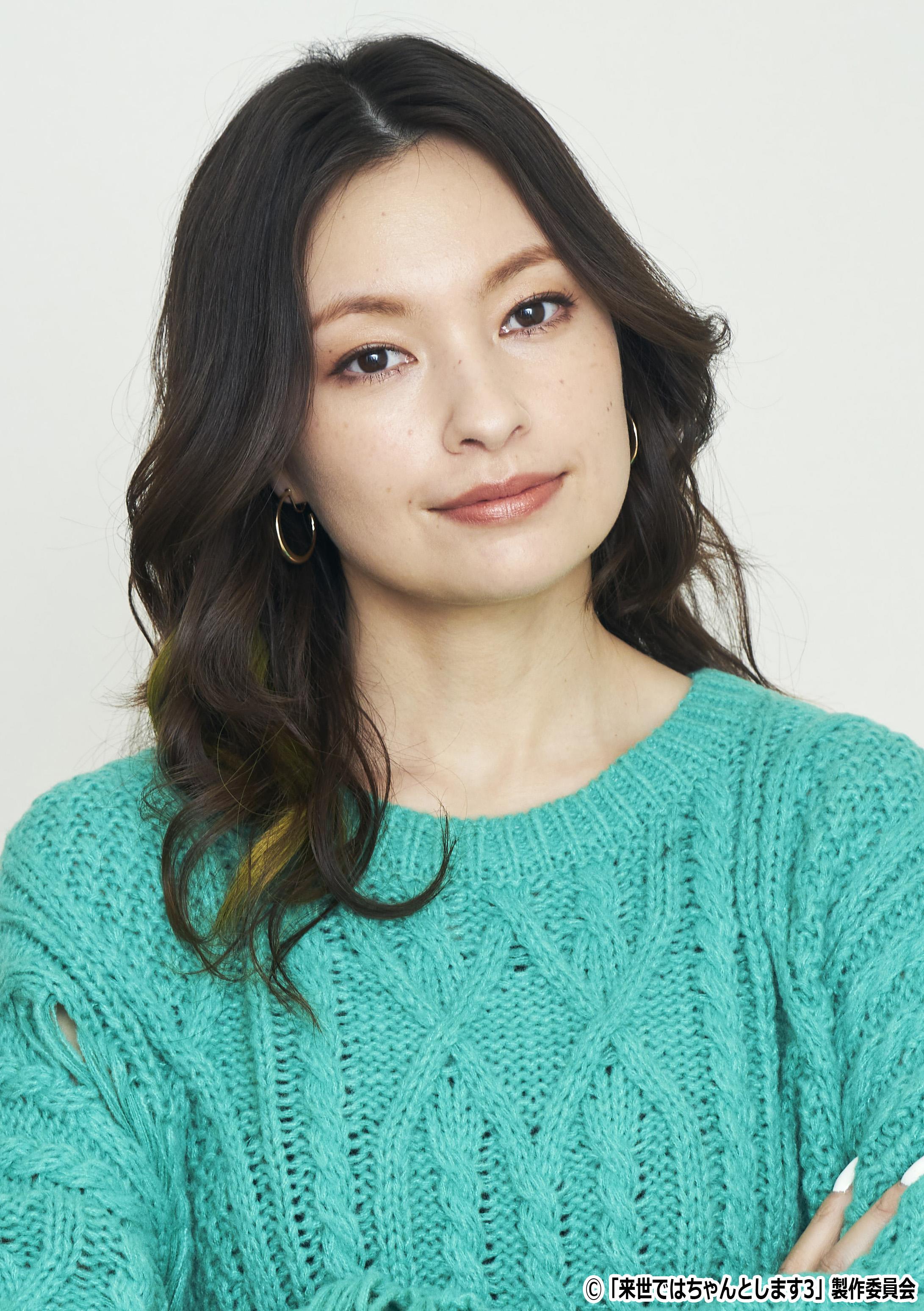 高杉梅役：太田莉菜