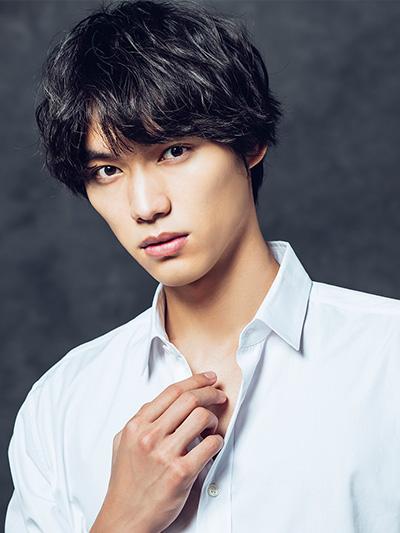 キャスト写真