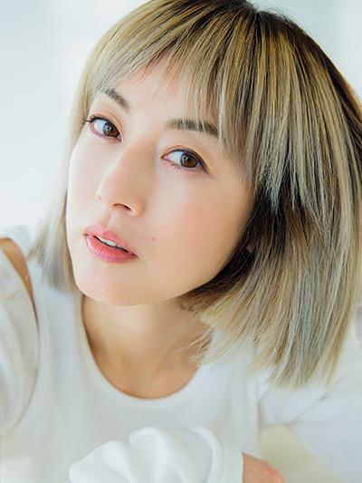 キャスト写真