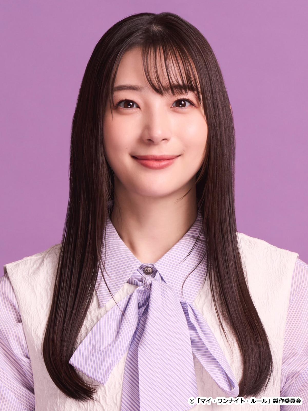 成海綾 役:足立梨花