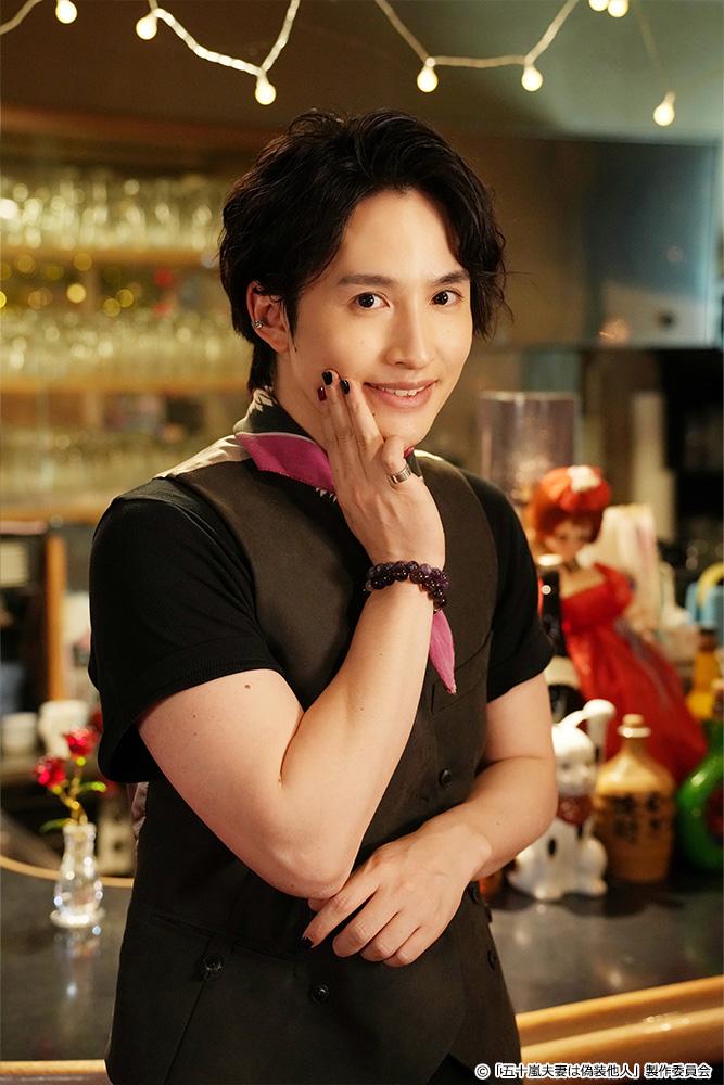 ドラマNEXT「五十嵐夫妻は偽装他人」 