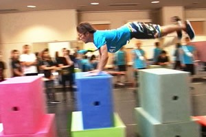 超！衝撃映像 日本人が超えてみた！？