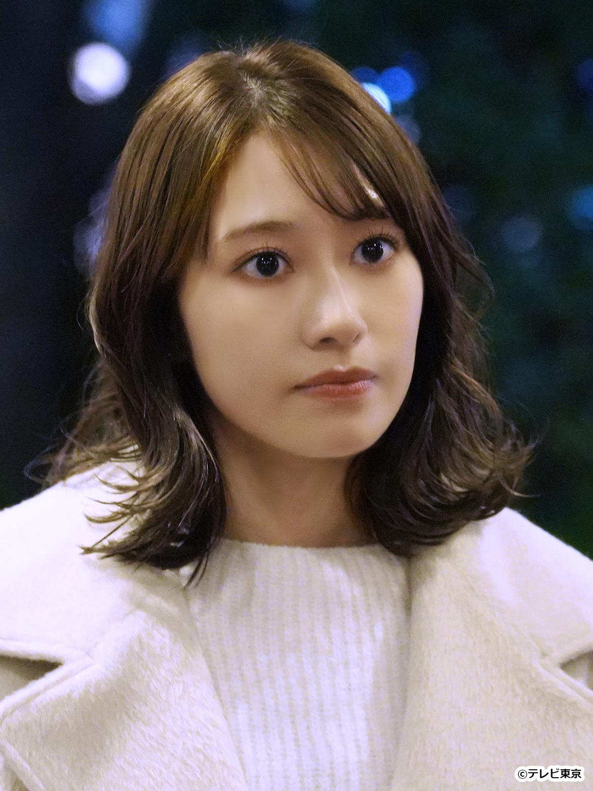 愛原瑠香役:桜井玲香