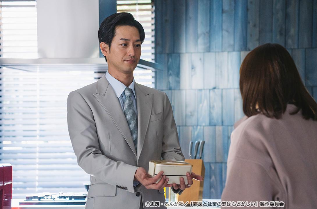 【ドラマParavi】部長と社畜の恋はもどかしい