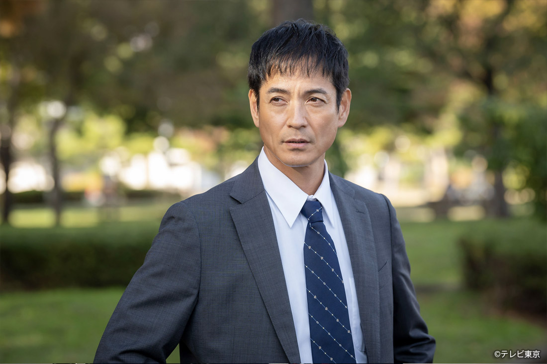 ペルソナの密告 ３つの顔をもつ容疑者