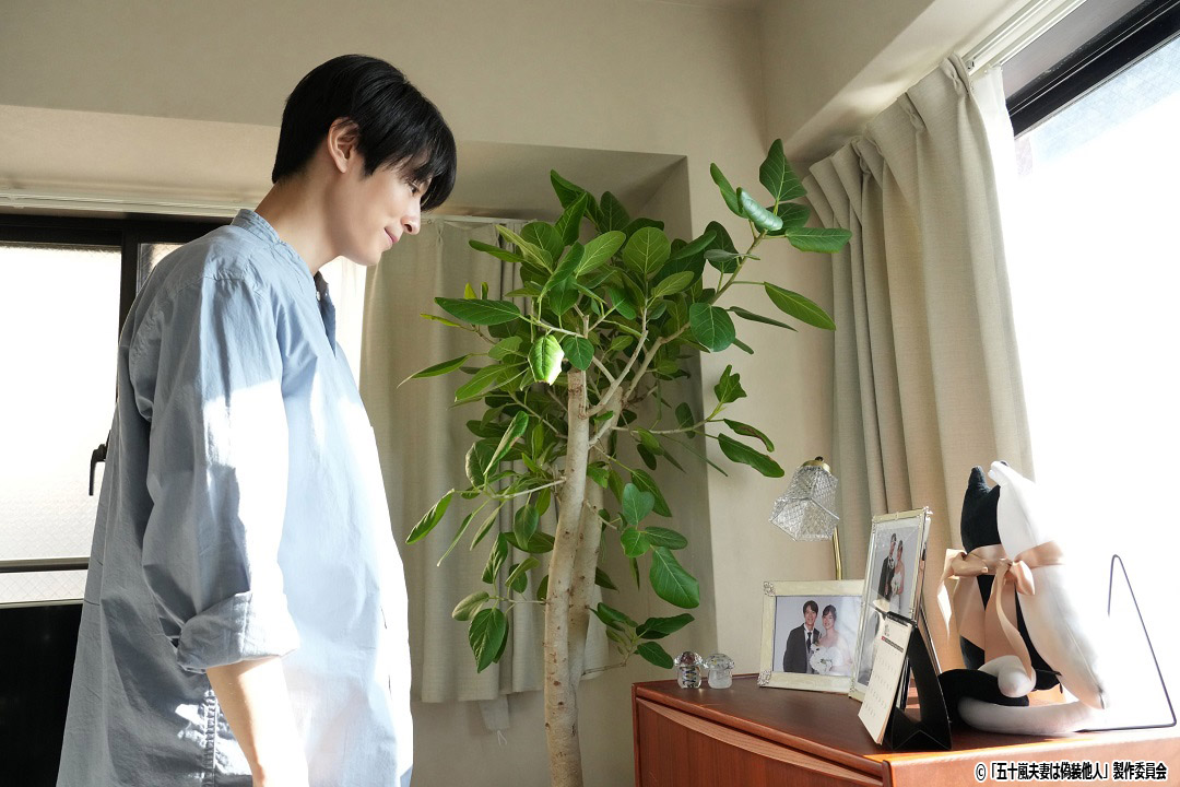 ドラマNEXT「五十嵐夫妻は偽装他人」