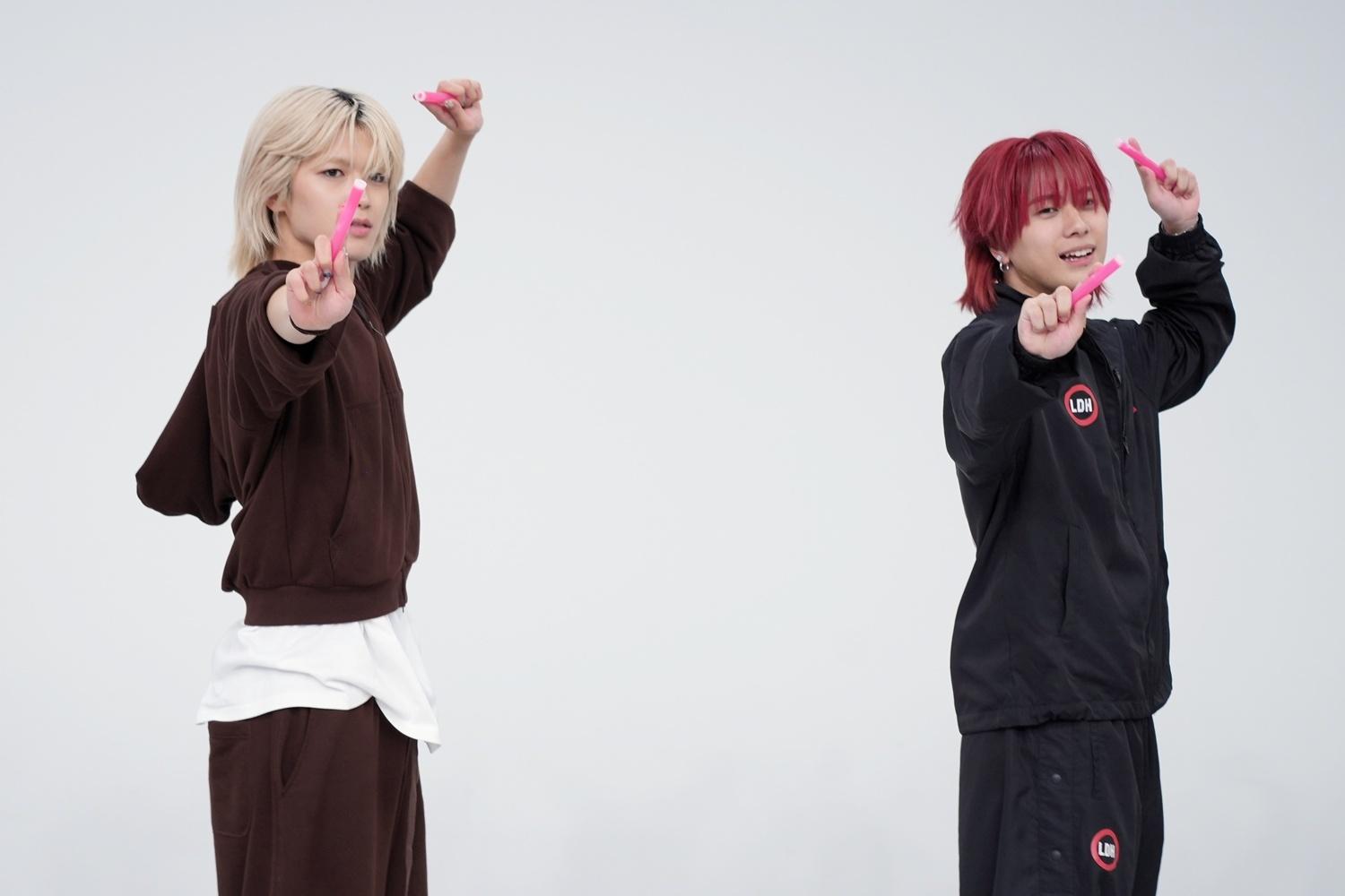 M！LK「好きすぎて滅！」でサイリウムパフォーマンス！光&times;ダンスの融合で魅せる