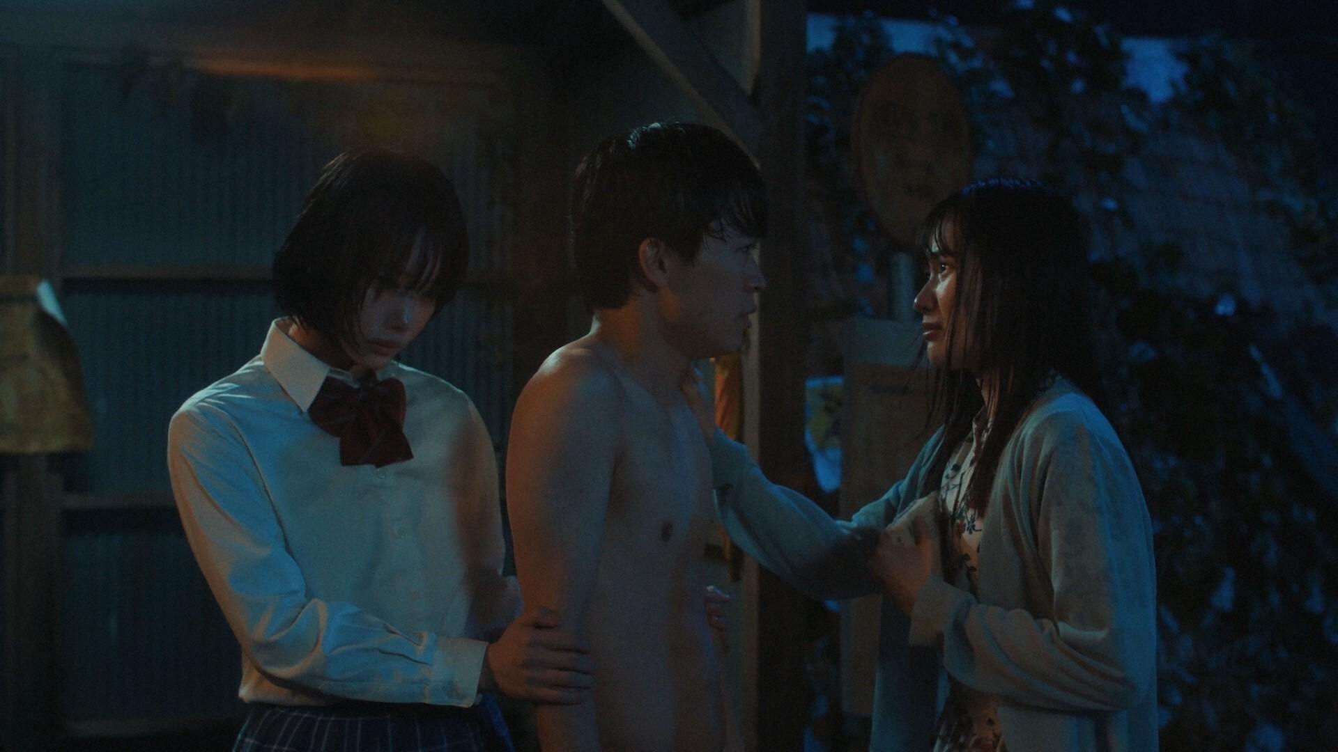 鈴木福&times;あの「惡の華」衝撃の&ldquo;教室ぐちゃぐちゃシーン&rdquo;撮影現場に潜入！深夜の教室で墨汁が舞う！？