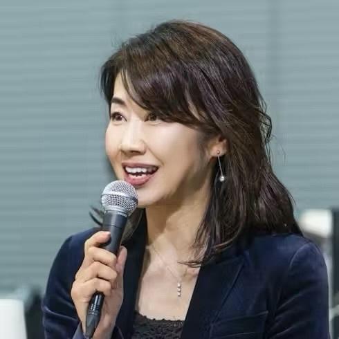 佐々木明子アナ『ちょっとご機嫌な瞬間を探して』|アナ日記