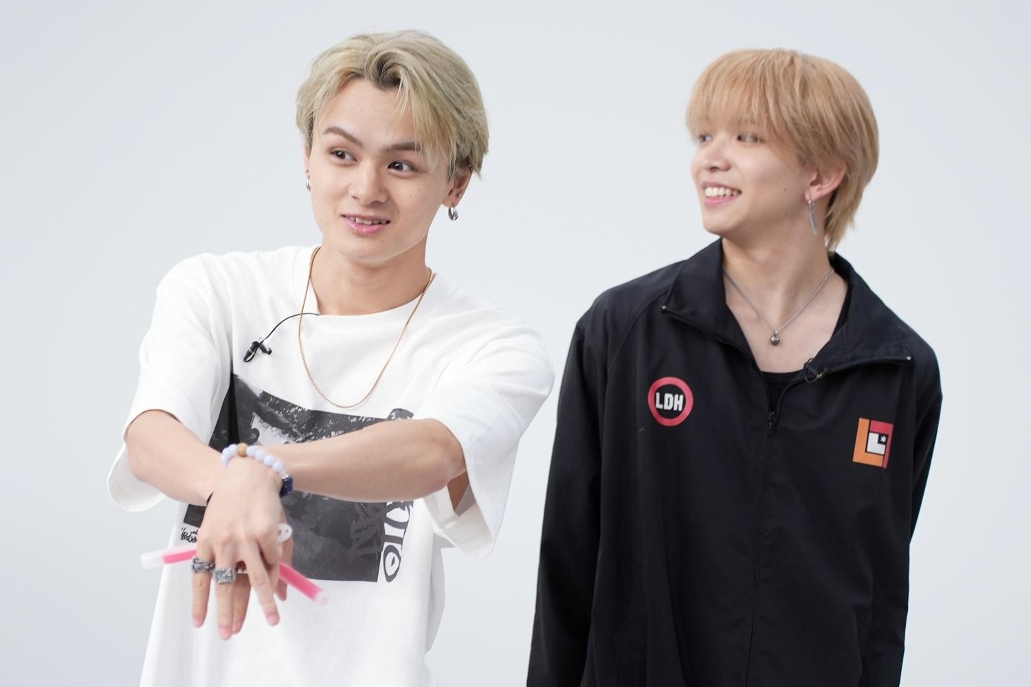M！LK「好きすぎて滅！」でサイリウムパフォーマンス！光&times;ダンスの融合で魅せる