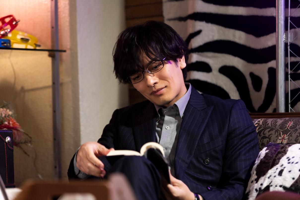 「買われた男」場面写真02
