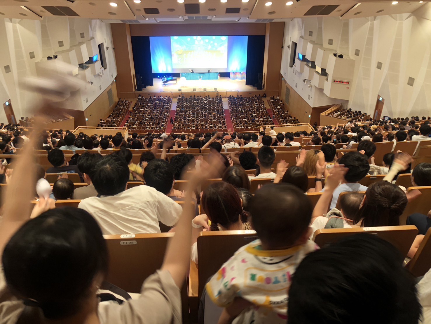 ©テレビ東京 ぷしゅソングフェス 大阪公演の様子