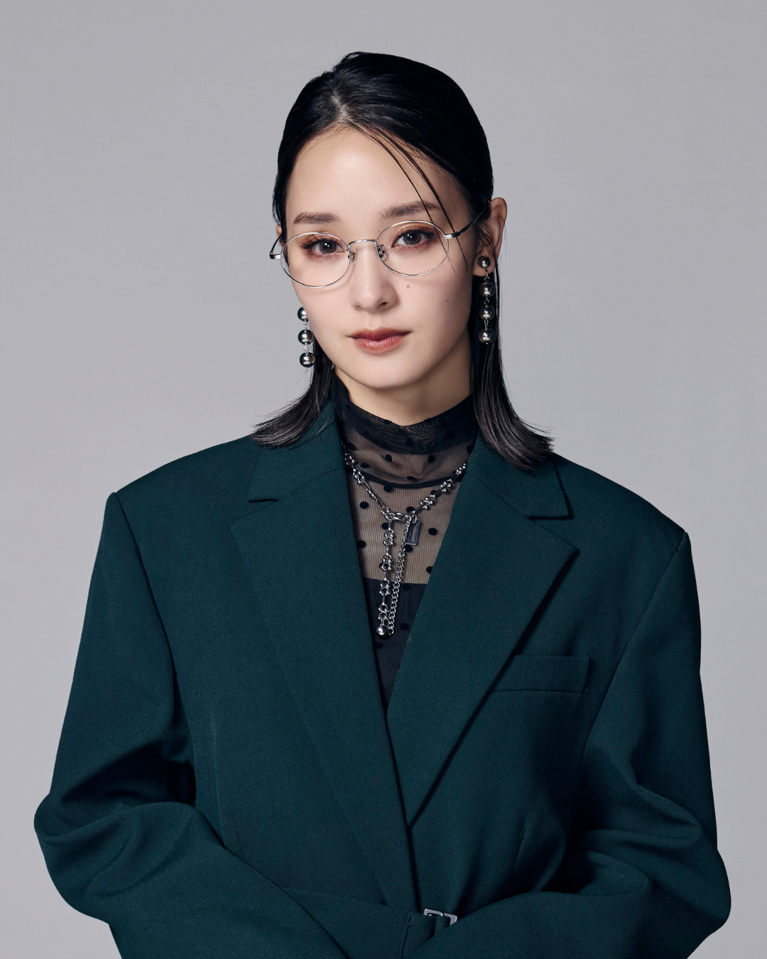 「⼈は⾒た⽬じゃないと思ってた。」剛力彩芽