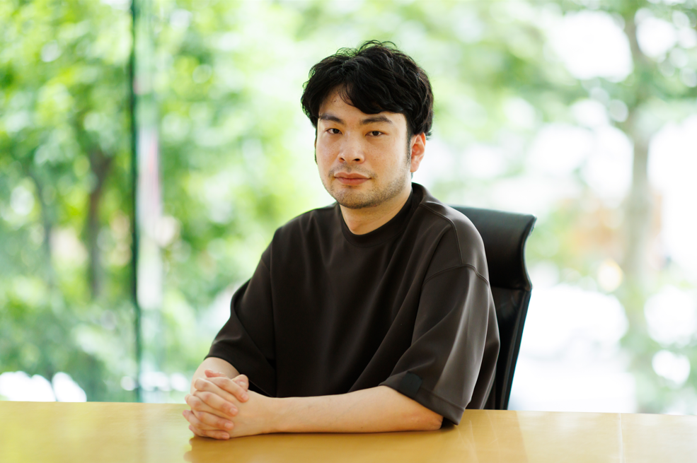 小川哲