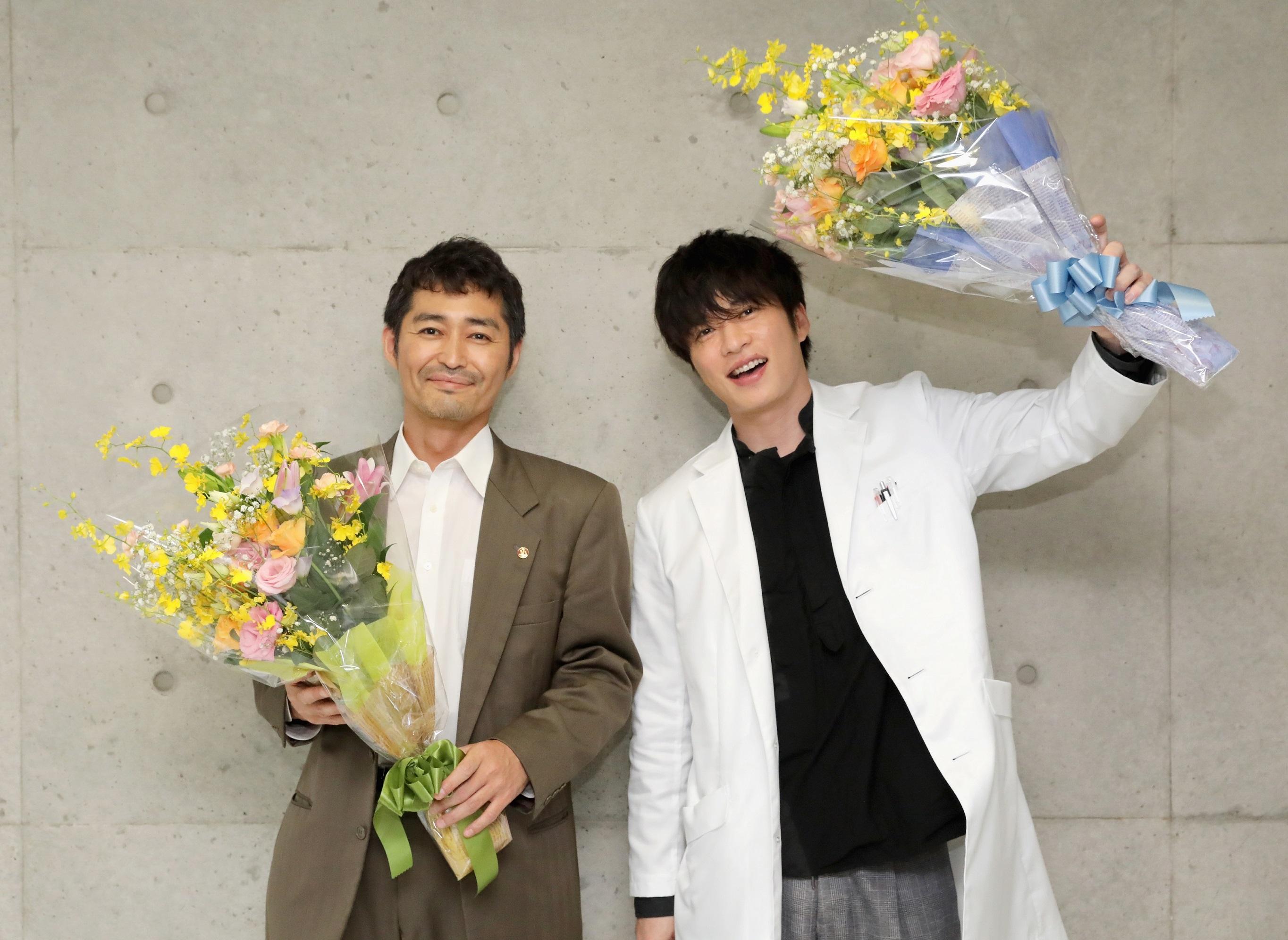 ©夏緑・菊田洋之・小学館/テレビ東京/AX-ON 「らせんの迷宮」クランクアップ