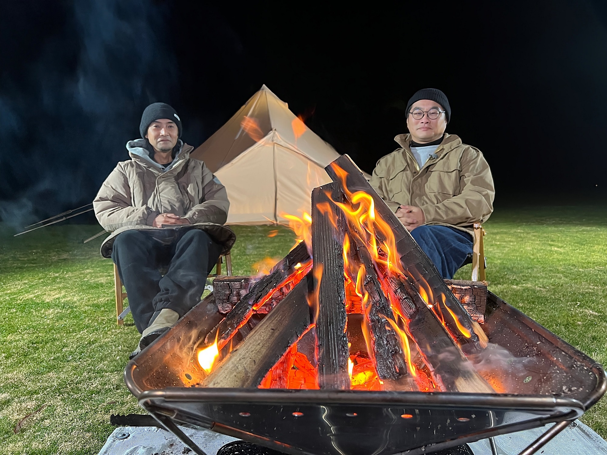 「炎」を見つめる癒しのスペシャル番組「炎-HOMURA-」がＢＳテレ東で放送！余計なナレーションやBGMは不要。環境音と高精細４K映像でじっくりと炎を堪能してください！