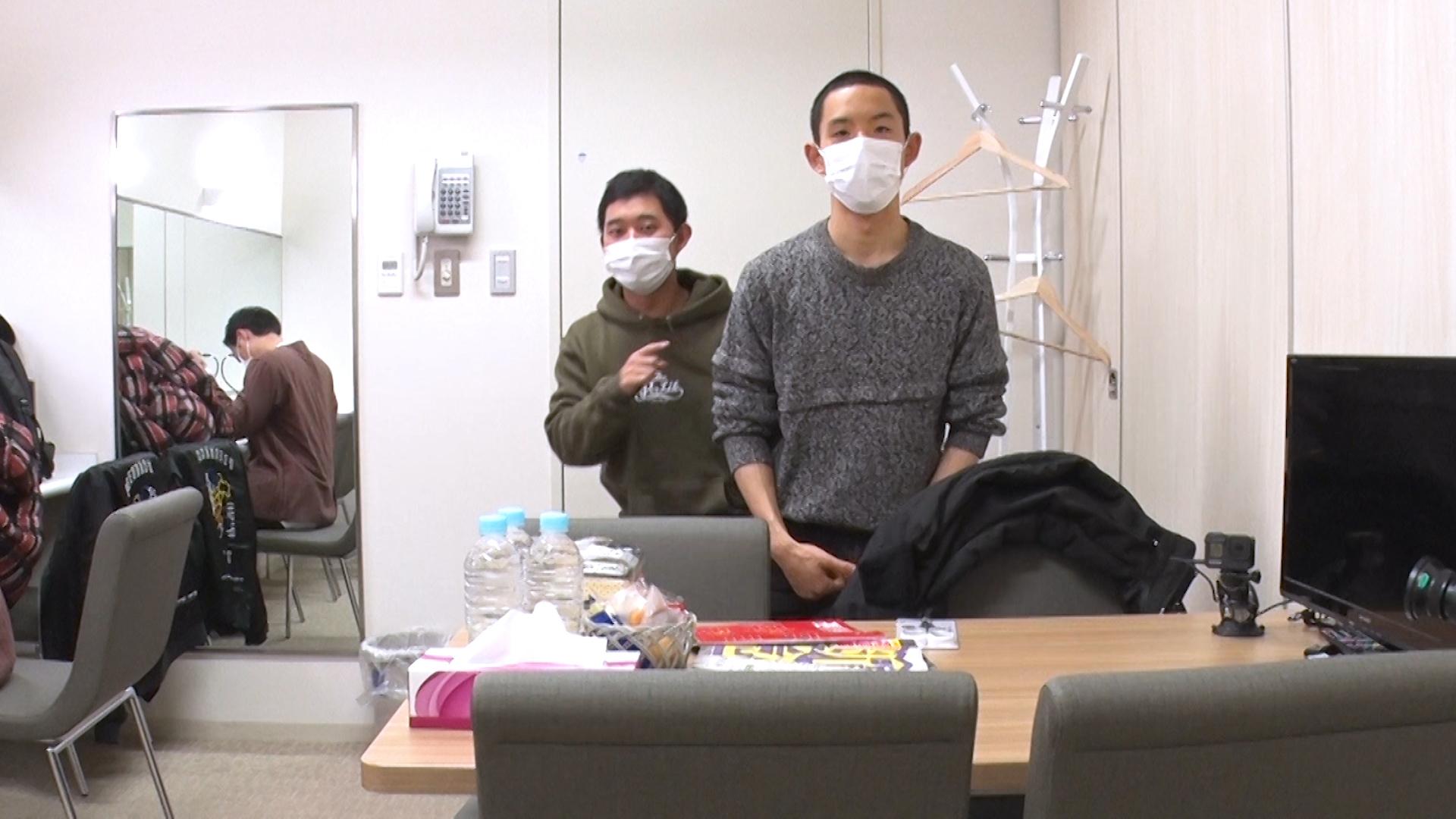 四千頭身