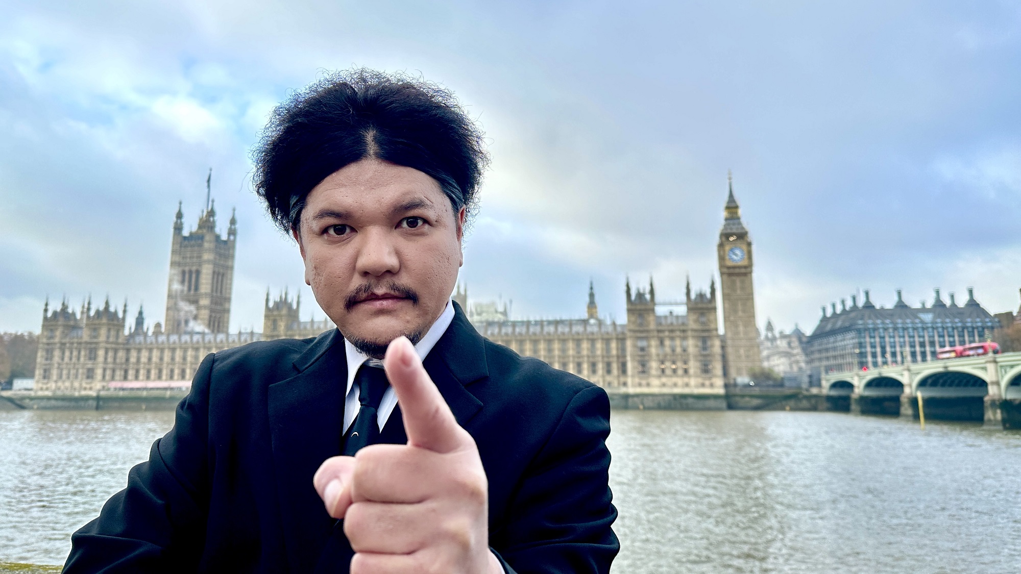 Mr.都市伝説・関暁夫はイギリスへ！人気ラッパー・呂布カルマは30年後の近未来オカルトを力説！呪い、予言、UFO＆宇宙人、怪奇現象、秘密結社…激動の未来を占う　禁断のオカルト大予言SP今夜放送！！