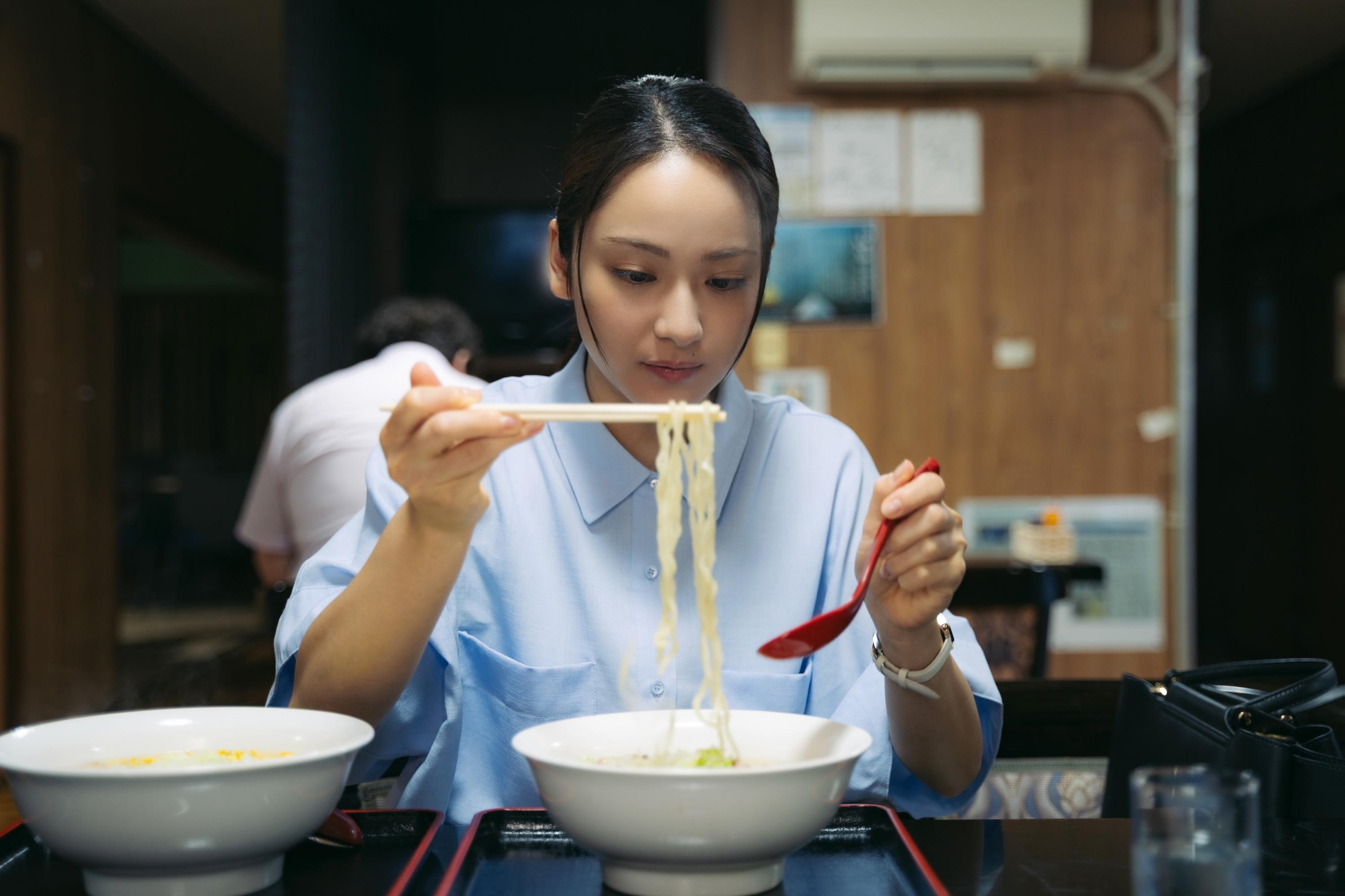 Ⓒ「物産展の女〜北塩原村・磐梯町・米沢市編〜」製作委員会 物産展の女3 場面写真①