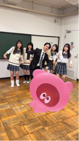 <span lang="EN-US" style="font-size: 10.5pt; font-family: 游明朝, serif;">© </span><span style="font-size: 10.5pt; font-family: 游明朝, serif;">TOMY/ぷにるんず2ぷにじぇくと・テレビ東京</span> ぷにぷにダンス1