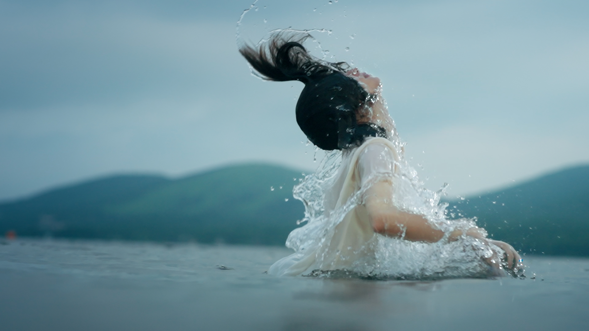 今夏一番チルい「沼」シチュエーションドラマ・夏の夜にぴったりなチルポップのサウンドが心地よく余韻を残す、主題歌は「原因は自分にある。」の新曲「蝋燭」に決定！▼さらにドラマの雰囲気が伝わる６０秒映像トレーラー解禁！▼そして！各話のテーマソング全６曲&参加アーティストも一挙公開！