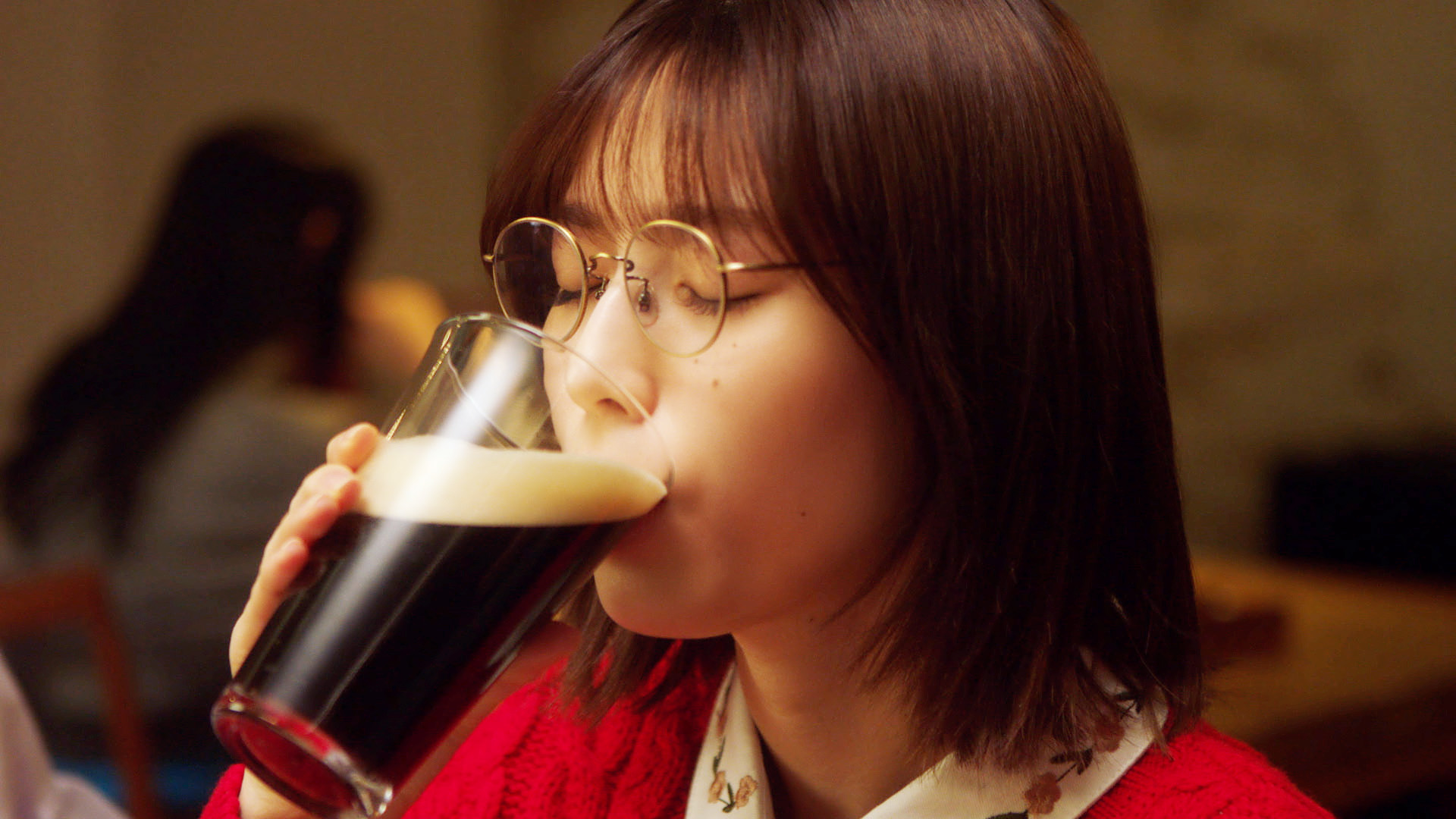 主演・白石聖　「とりあえずカンパイしませんか？」合コンシーンを切り取った30秒トレーラー、第1話の場面写真を公開！オープニング・エンディングテーマは、新進気鋭のガールズバンド「ヤユヨ」に決定！