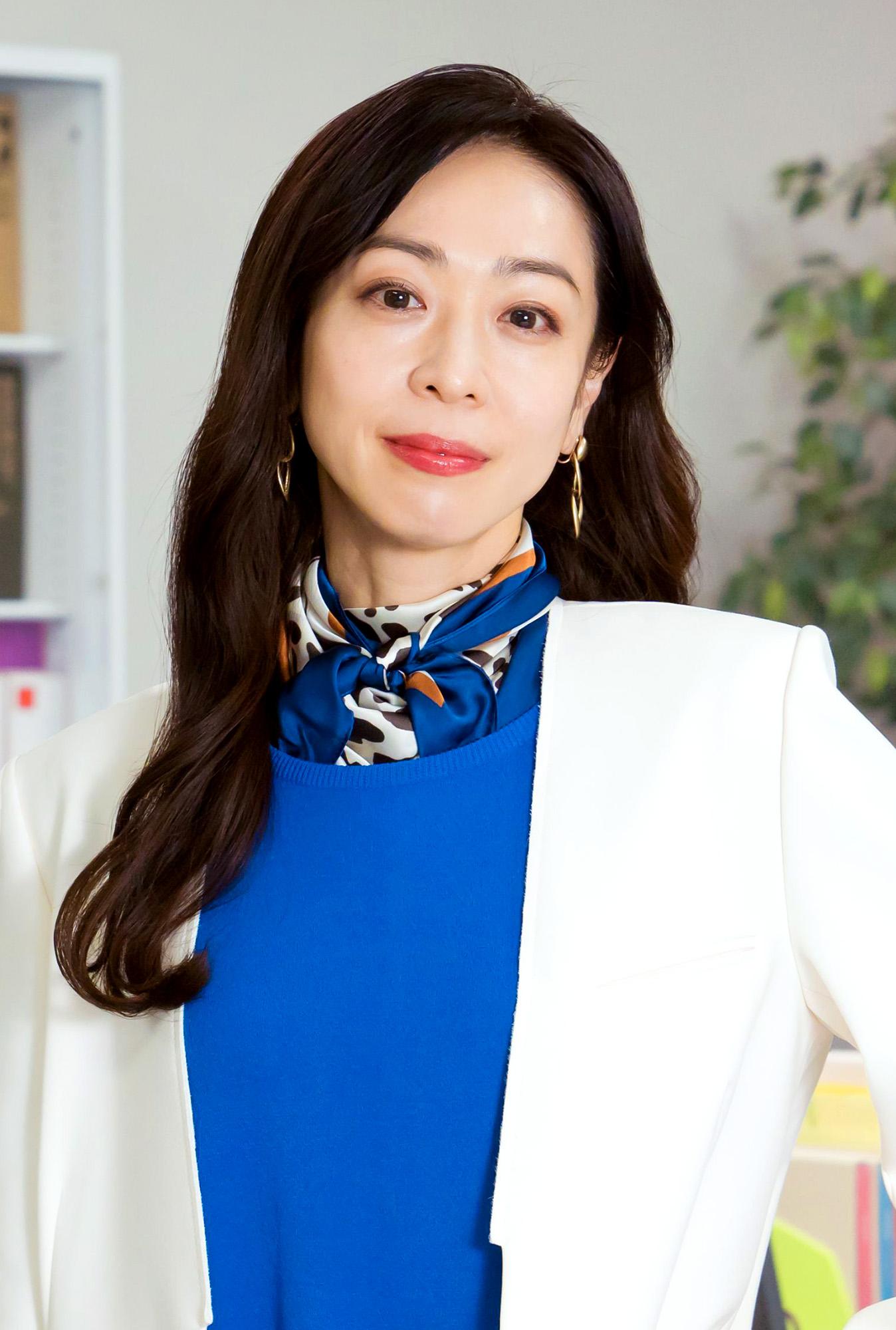 遊井亮子様