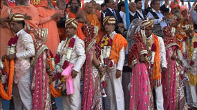 インド・人口世界一へ...史上空前の結婚・出産ラッシュ