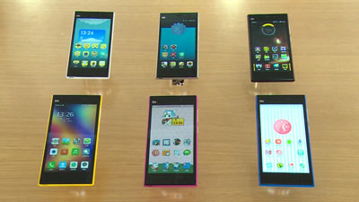 「中国版アップル」入手困難スマホの実力