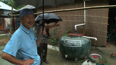 バングラデシュで雨水利用に取り組む村瀬さん