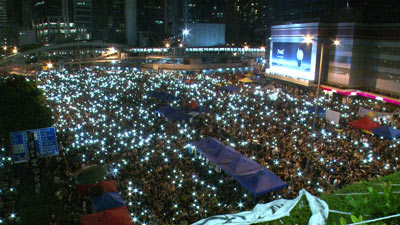 デモによる経済への影響は…