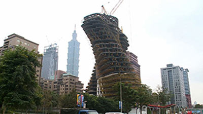 日本の建設会社が建設中の超高級マンション