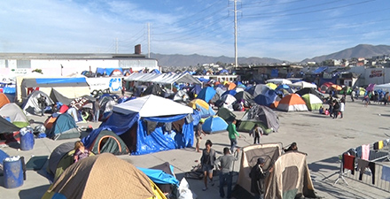 移民のテント